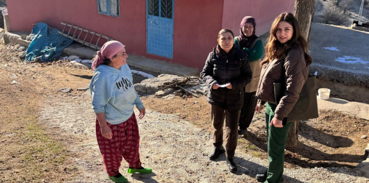 Pertek'te Mobil Sağlık Hizmetleri Köylerde Sürüyor